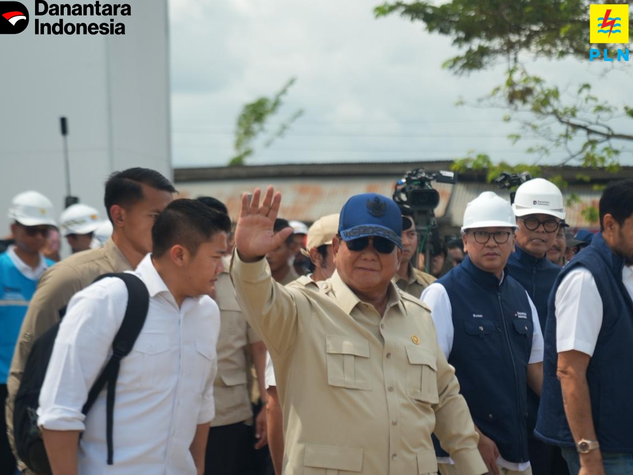 Danantara Sinergikan BUMN Bangun Huntara di Aceh Tamiang, PLN Sambung Listrik untuk Semua Rumah dan Fasum